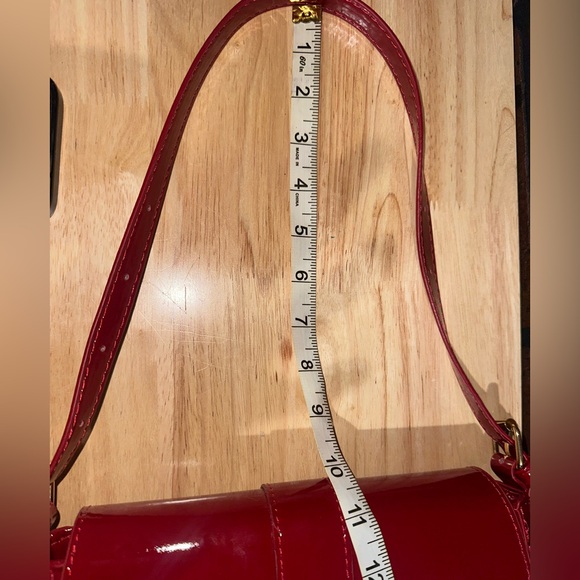 Red Shoulder Bag - Picture 7 of 8